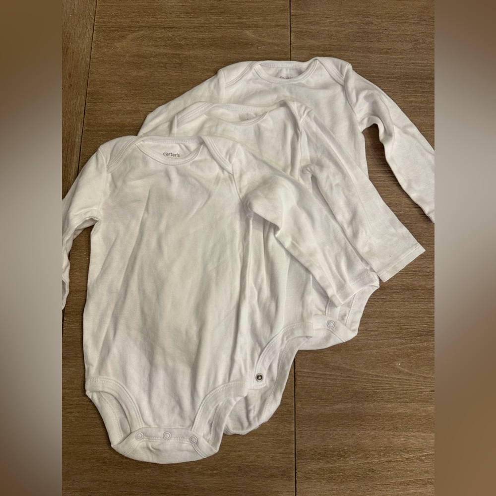 Long sleeve Newborn bodysuits